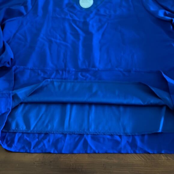 Qearal Royal Blue Pullover Blouse with V-neck and Long Sleeves Woman's Size XL - Picture 8 of 10